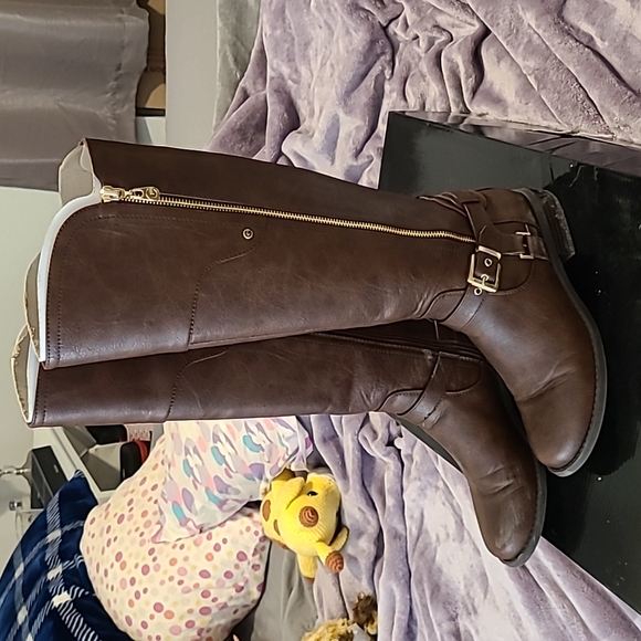 Guess Riding Boots - Picture 3 of 8